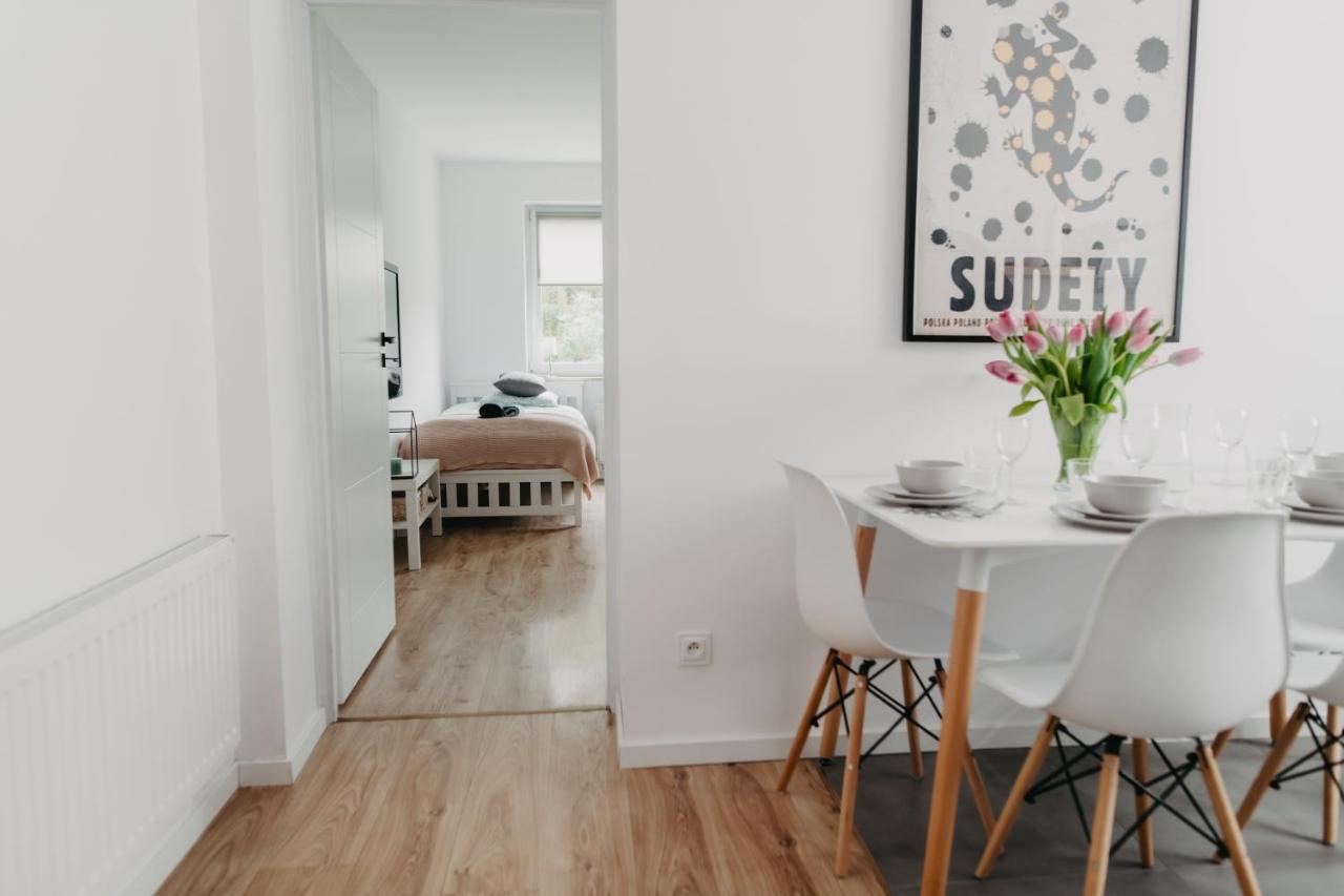Jeleni Zakatek - Apartament W Stolicy Karkonoszy Jelenia Góra Buitenkant foto