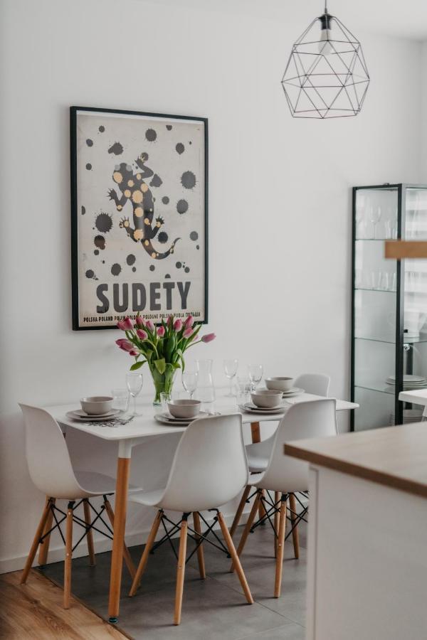 Jeleni Zakatek - Apartament W Stolicy Karkonoszy Jelenia Góra Buitenkant foto